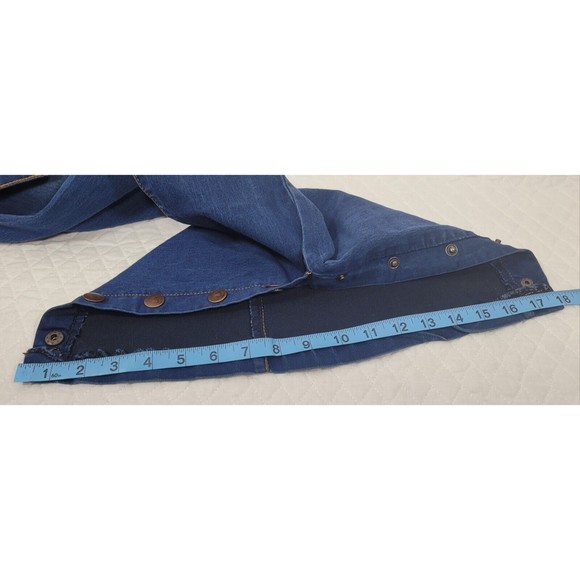 V.I.P Jeans Mid-Rise Bootcut Snap Ankle Cotton Blend Denim Blue Size 11 / 12 - Picture 10 of 16